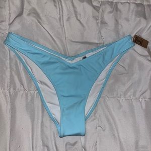 Victoria Secret swimsuit bottoms, size L!